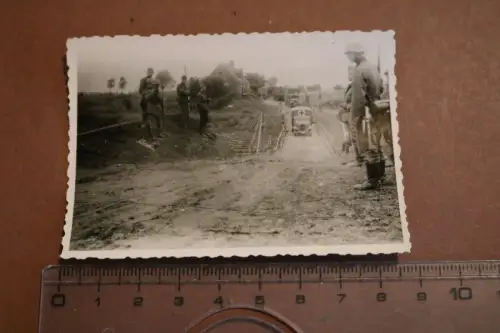 altes Foto Transport Verwundete Freund und Feind - Rot Kreuz Lkw 