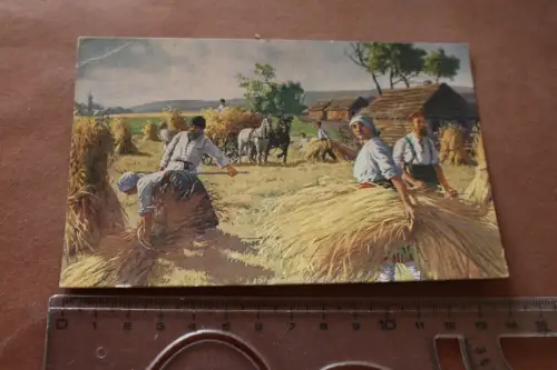 tolle  alte Künstlerkarte - Kriegsernte - Deutsche Ernte in Feindesland 1918