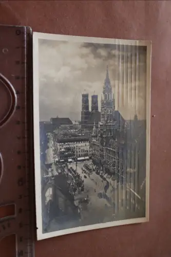 tolle  alte Karte -  München Rathaus und Frauenkirche 1926