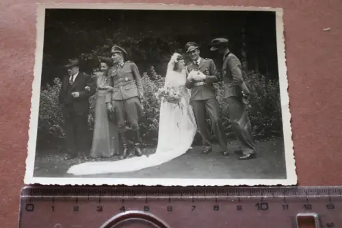 tolles altes Hochzeitsfoto - Leutnant Flakabteilung hübsche Frau 