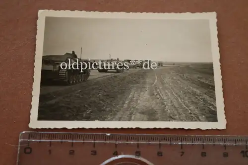 tolles altes Foto - StuG auf Vormarsch - Russland ??? 
