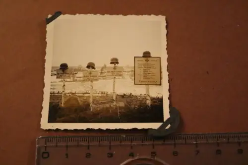 altes Foto - Soldatengräber - Nachrichten Abteilung 17 - 1941 Raum Kursk ???