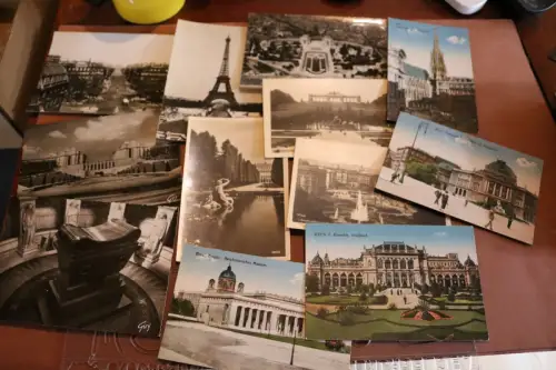 12 alte Karten von Wien und Paris  20-40er Jahre 