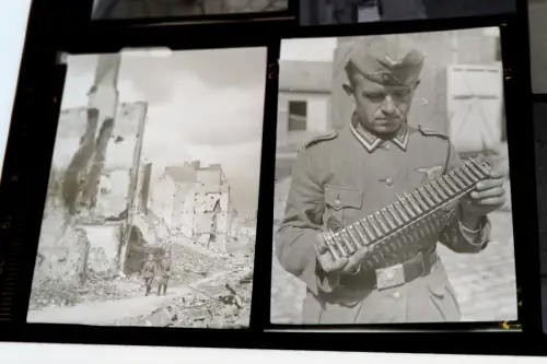79 alte Negative eines Soldaten ,Westfeldzug, Frankreich, zerstörte Panzer, usw 