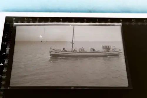 tolles altes Negativ - Schiff - Ausflugsschiff Ostfriesland X 3238 