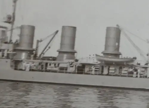 tolles altes Negativ - unbekanntes Kriegsschiff - vier Schornsteine ?30-40er Jah
