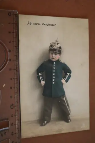 tolle alte Fotokarte Junge in Uniform , Pickelhaube - Ich warne Neugierige 1914