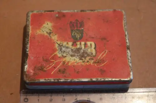 alte Zigarettendose - tschechische Klub special - Alter ?