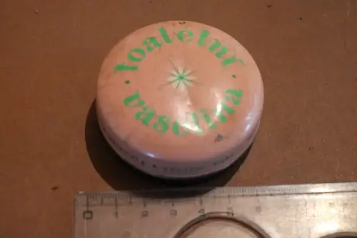 tolle alte Blechdose Toaletní vaselina  Tschechien 50-60er Jahre ?
