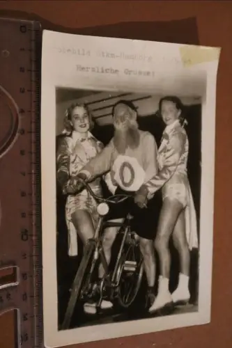 tolles altes Foto - alter Mann mit Fahrrad - Probebild Stkm-Hamburg ? 