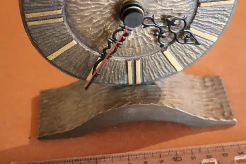 tolle Tischuhr Bronze oder Messing ?  Junghans ? - Alter ??