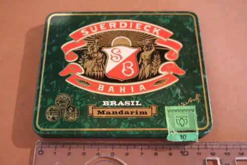 tolle alte Vintage Blechdose Suerdieck Bahia Brasil Zigaretten