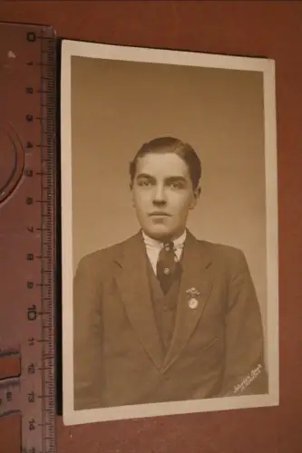 tolles altes Foto - Portrait junger Mann mit Orden - USA 1915 