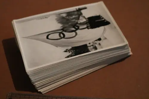 großes Konvolut alter Sammelbilder Olympia 1936 Band I und II