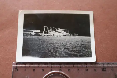  altes Foto - deutsches ? Eisenbahngeschütz bei Nacht 