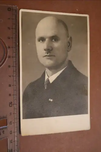 tolles altes Foto - Portrait eines Mannes - Miniaturen EK und Ehrenkreuz Wiesbad