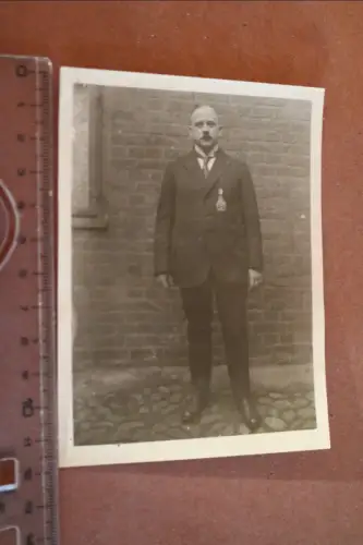 tolles altes Foto - Portrait eines Mannes mit Orden ? - Schützenorden ? 