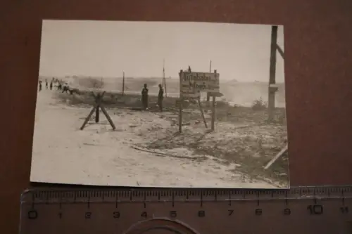  tolles altes Foto - Russland - Schild Zur Autobahn nach Moskau 