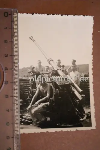 tolles altes Foto - Seltene 5cm Flak mit Magazin 