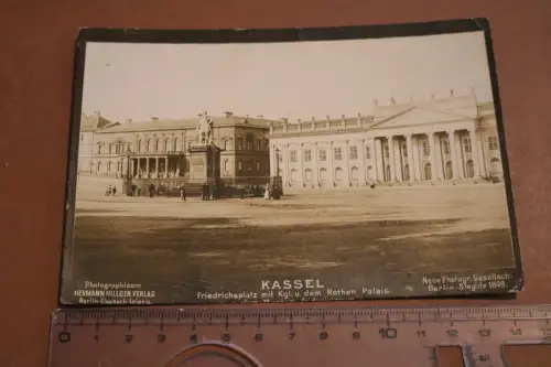 tolle alte Fotokarte Kassel - Friedrichsplatz mit Denkmal un Rothem Palais 1900 