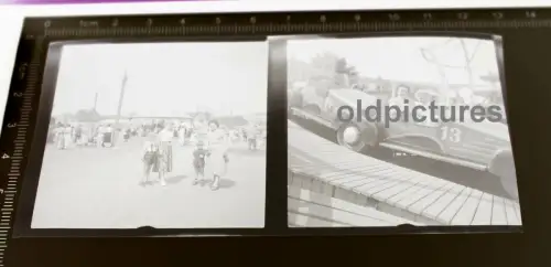 zwei tolle alte Negative - Kirmes Fest - Karussell - Auto-Karussell - 50-60er ??