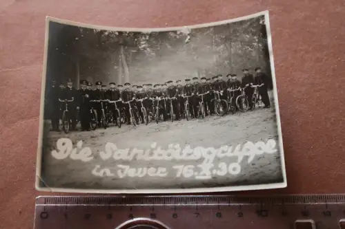 tolles altes Gruppenfoto Matrosen - Sanitätsgruppe Jever 1930 