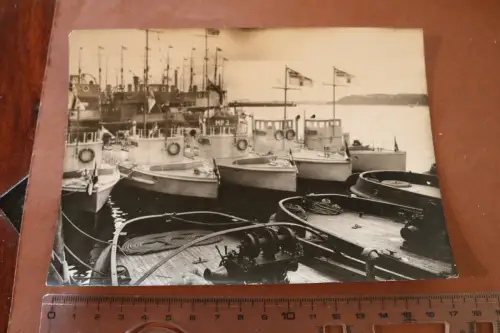 tolles altes Foto Schiffe der kaiserlichen Marine ? Reichsmarine ? Sperrverband 