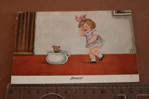 tolle alte Künstlerkarte Kind mit Hund im Töpfchen - Besetzt  20-30er Jahre 