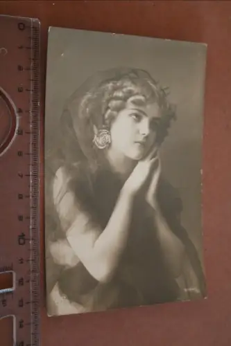 tolle alte Fotokarte - Portrait hübsche Frau - 1912