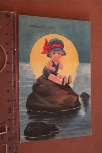 tolle alte Künstlerkarte Mädchen auf Felsen umgeben von Wasser 1000 Ängste