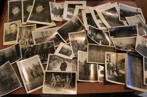Konvolut alter Fotos - Soldaten, Portraits, Mannschaften, Auszeichnungen usw.