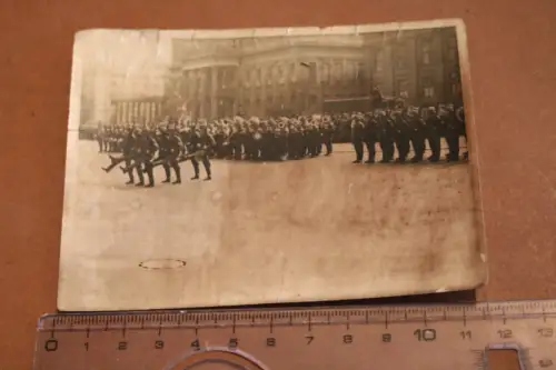 altes Foto - letzter Wachaufzug mit Musik - Wachbatl. Berlin Großdeutschland