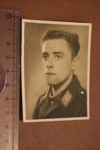 altes Foto - Portrait eines Soldaten - Ausweisfoto 