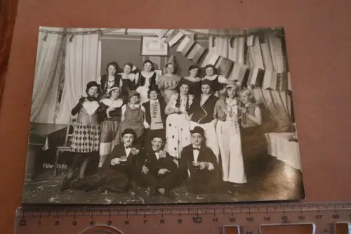 tolles altes Gruppenfoto - Fasching Karneval 1932 - Eibenstock 