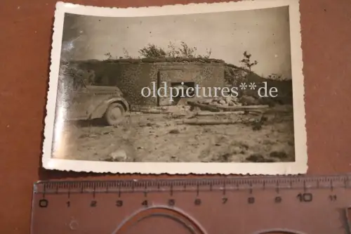 altes Foto  Geschützbunker vor St. Petersburg - Tarnanstrich 