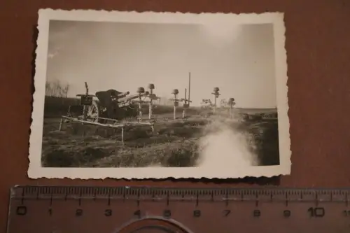 altes Foto  Soldatengräber Artillerie Einheit ? bei Kovjanov ??? 