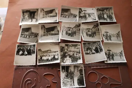 16 tolle alte Fotos Soldaten bei Festumzug Messkirch - Abt.  3 /267 