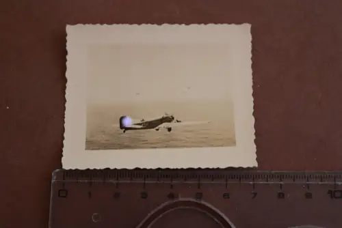 tolles altes Foto - Flugzeug Junkers JU 52 über dem Mittelmeer 