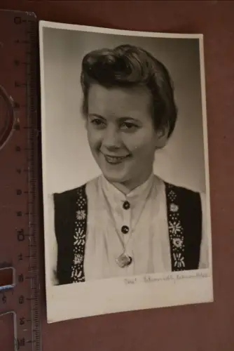 tolles altes Foto -  Portrait einer hübschen Frau - Hahnenklee 1947 