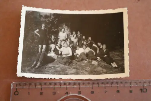 tolles altes Gruppenfoto -  hübsche Frauen Sportdress ?  30-40er Jahre 