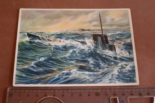 tolle alte Künstlerkarte Auftauchendes U-Boot 
