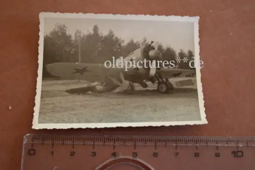 altes Foto - erbeutetes russisches Flugzeug Polikarpow I-16  Rata