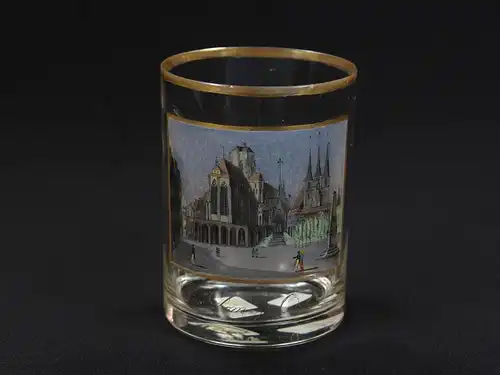 Glas, vermutlich S. Mohn Schule, um 1810, zylindrische Form, Darstellung des Doms zu Erfurt mit figurenstaffage, ausgesprochen feine, detailgetreue Glasmalerei, beschriftet: \"Der Dom zu Erfurt\". H: 11 cm