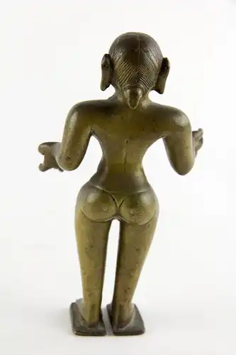 2 Radha, Indien, wohl Bengalen, 19. Jh., Bronze, eine Figur mit Gold eingelegten Augen und kleinem Rubin auf der Stirn, guter gebrauchter Zustand.