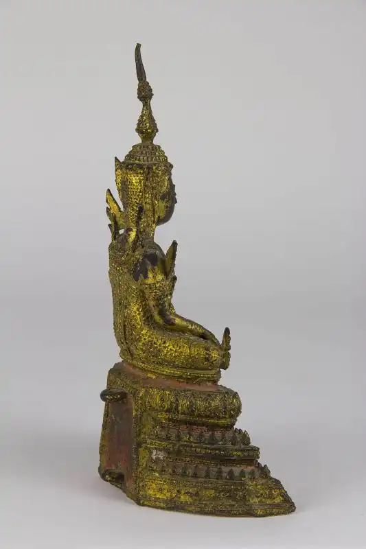 Buddha,

Thailand, Ratanakosin Periode, (benannt nach der Insel beziehungsweise der Stadt Rattanakosin wird die geschichtliche Epoche Thailands unter der Chakri-Dynastie von  1782 bis heute, oder manchmal nur bis zum Ende der absoluten Monarchie  1932,  1