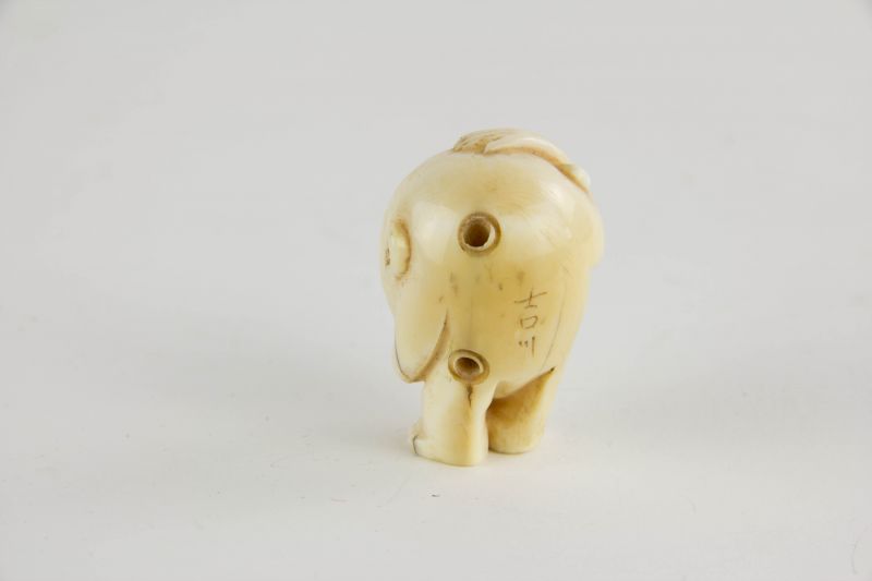 Netsuke Japan Meiji Zeit Elfenbein Geschnitzt YÅkai Wohl Ein Abura Sumashi Guter Zustand Selten H 4 Cm Nr Oid 34811300 Oldthing Asi