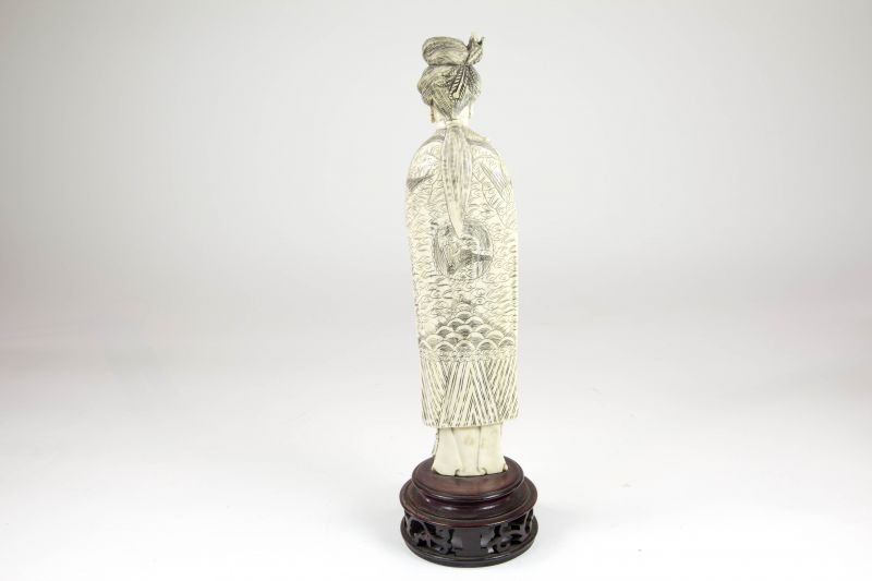 Paar Figuren, China, 19./20. Jh., Kaiserpaar Huang Di und Lei Zu