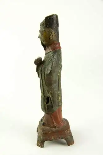 Figur, China, 17. Jh., Ming Dynastie, Bronze, Wenchang Wang (Wenchang Wang (文昌王), auch bekannt als Wenchang Dijun, ist ein Gott des Taoismus in der chinesischen Mythologie, der Gott der Kultur und Literatur), auf Sockel stehend, in den Händen...