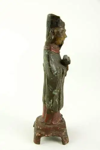 Figur, China, 17. Jh., Ming Dynastie, Bronze, Wenchang Wang (Wenchang Wang (文昌王), auch bekannt als Wenchang Dijun, ist ein Gott des Taoismus in der chinesischen Mythologie, der Gott der Kultur und Literatur), auf Sockel stehend, in den Händen...