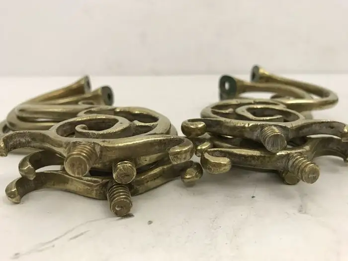 1 Paar Messing Wand Kerzenhalter zweite Hälfte 18. Jahrhundert 

 3